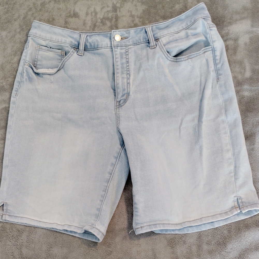 Time And Tru Light Blue Denim Women's Shorts